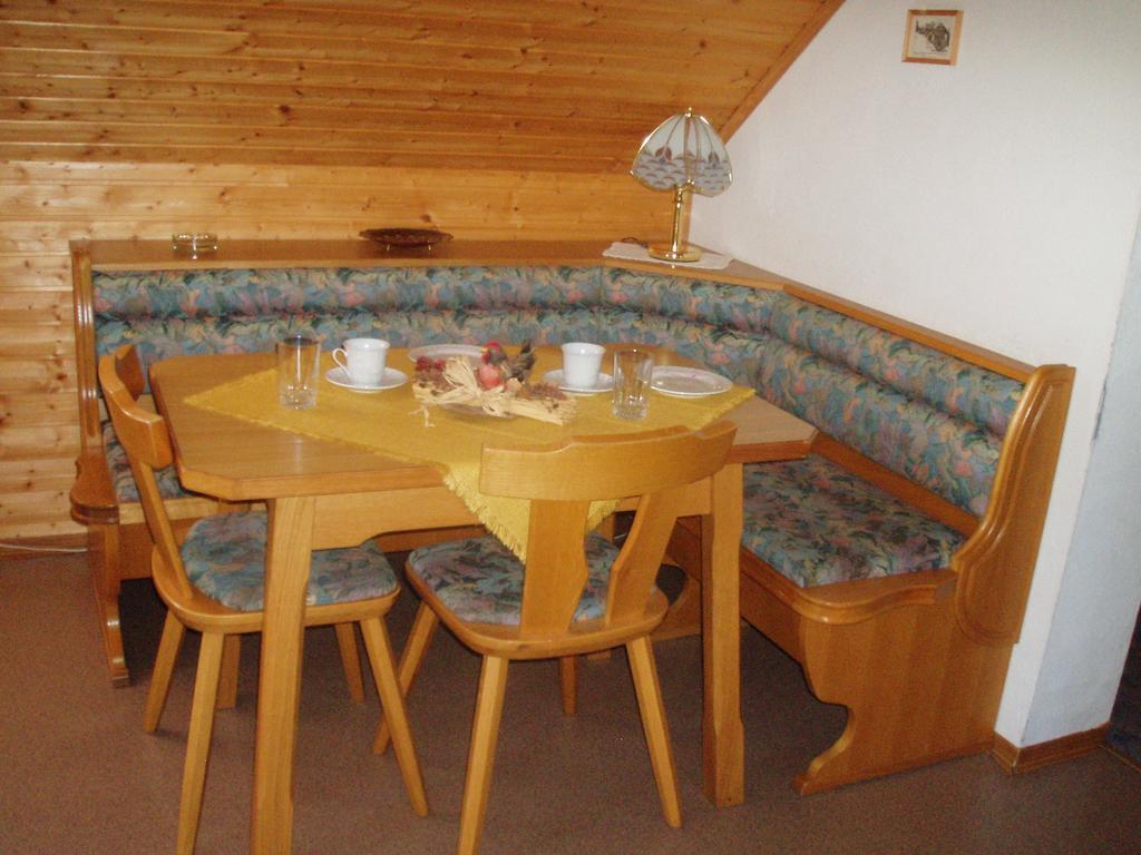 Appartement Pension Grasser Bad Kleinkirchheim Chambre photo
