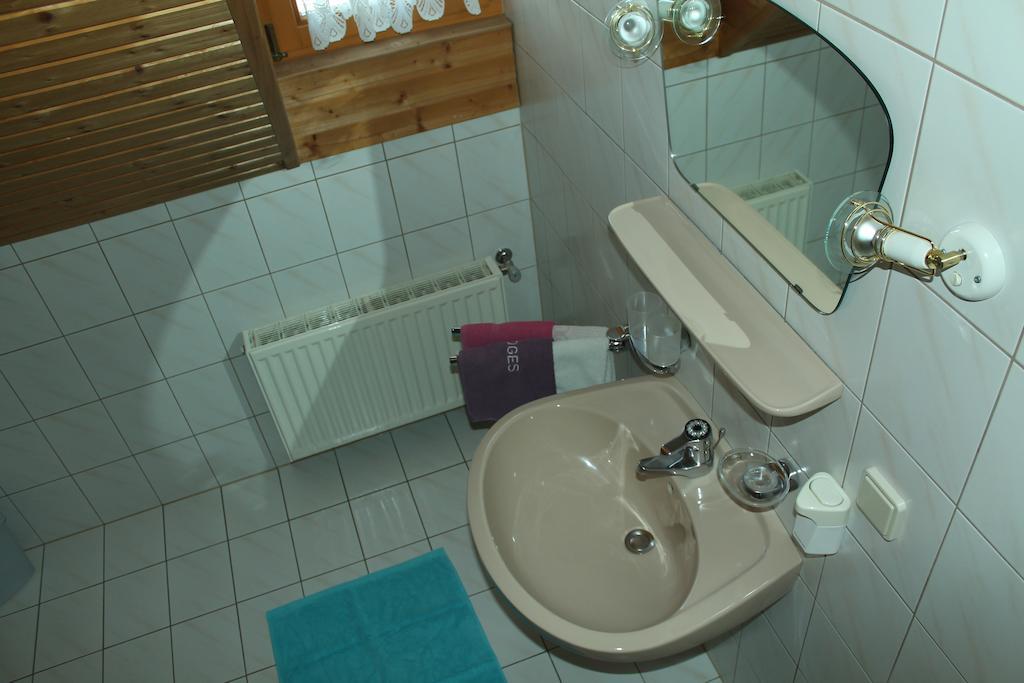 Appartement Pension Grasser Bad Kleinkirchheim Chambre photo