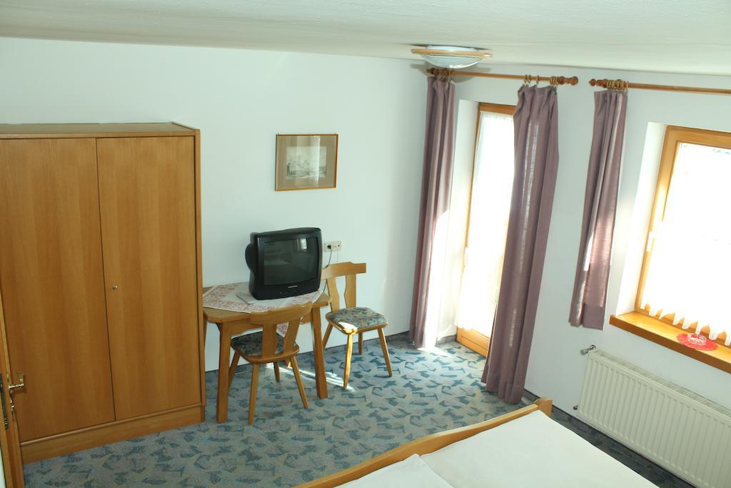 Appartement Pension Grasser Bad Kleinkirchheim Chambre photo